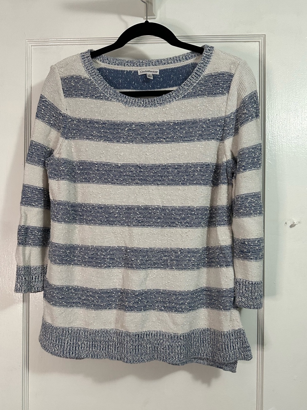 Croft and Barrow blue and white textured sweater